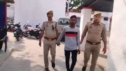 शाहजहांपुर: थाना सदर बाजार पुलिस ने फेसबुक पर अवैध तमंचे के साथ स्टोरी लगाने वाले अभियुक्त को शहबाजनगर के पास से किया गिरफ्तार