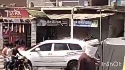 अशोक नगर: वाटर बॉक्सिंग में नगरपालिका के पानी से गाड़ी धोने का वीडियो वायरल