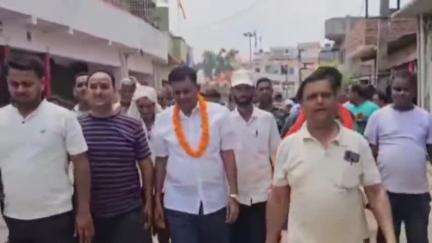 गोमिया: चतरोचट्टी चौक में पूर्व विधायक डॉ. लंबोदर महतो ने 200 KVA के नए विद्युत ट्रांसफॉर्मर का किया उद्घाटन