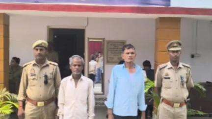 तिलहर: पुलिस ने हरभानपुर गांव से मारपीट के मामलों में फरार चल रहे 2 अभियुक्तों को गिरफ्तार कर कोर्ट के समक्ष किया पेश
