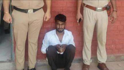 नारनौल: गांव रामबास के पास नकदी छीनने के मामले में पुलिस ने एक आरोपी को गिरफ्तार किया, नकदी व बाइक बरामद