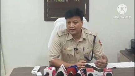ডায়মন্ডহারবার ১: উত্তর কুসুমে খুনের ঘটনা নিয়ে ডায়মন্ড হারবার অ্যাডিশনাল এসপি  সাংবাদিকদের মুখোমুখি হয়ে কি বললেন শুনুন