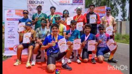 मुंगावली: कस्बा सेहराई के सौमिल जैन ने बैंगलोर साइकिल चैम्पियनशिप अंडर-16 का खिताब जीता