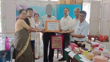 সিউড়ি ১: নিক্ষয় মিত্র প্রকল্পের মাধ্যমে ২৮ জন যক্ষা রোগীদের দত্তক নিল সিউড়ি সদর হাসপাতালের পক্ষ থেকে