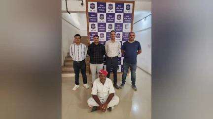 ભચાઉ: LCB પોલીસે ભચાઉ પો.સ્ટે.ના ખૂનના ગુનામાં છેલ્લા બાવીસ વર્ષથી નાસ્તા ફરતા આરોપીને ભચાઉ શહેર વિસ્તારમાંથી ઝડપ્યો