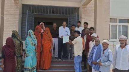 बड़ा मलेहरा: बड़ामलहरा: वार्ड क्रमांक 9 अब भी मूलभूत सुविधाओं से वंचित, एसडीएम को सौंपा ज्ञापन