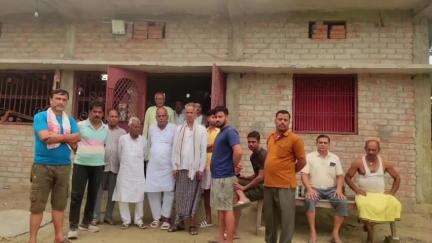 महनार: चमराहरा गांव में चोरों ने दो घरों से लाखों रुपये का सामान चुराया, लोगों में आक्रोश