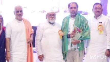 देवणी: गुरदाळ येथील मानव विकास बहुउद्देशीय सेवाभावी संस्था वतीने हभप गहिनीनाथ महाराज औसेकर मानवसेवा जीवनगौरव पुरस्कार