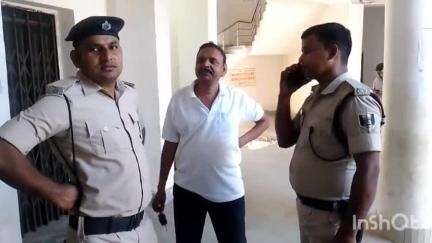 एकंगरसराय: एकंगरसराय प्रखंड के विभिन्न सरकारी कार्यालयों का एसडीओ प्रवीण कुमार ने किया निरीक्षण