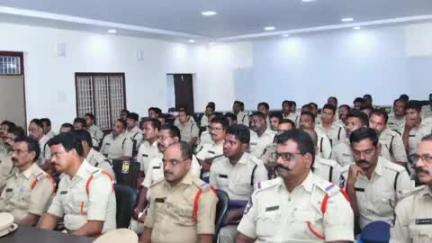 కోర్టు మానిటరింగ్ సిబ్బంది విధులు చాలా కీలకమైనవి. జిల్లా ఎస్పీ దామోదర్