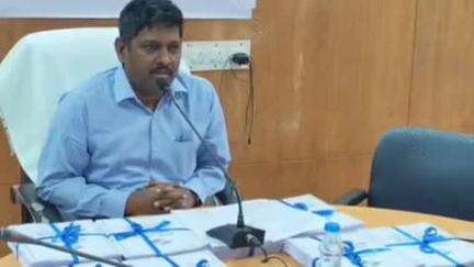 திருப்பூர் தெற்கு: மாவட்ட ஆட்சியர் அலுவலகத்தில் 23ஆம் தேதி சிறிய அளவிலான தனியார் துறை வேலைவாய்ப்பு முகாம் நடைபெறுவதாக கலெக்டர் அறிவிப்பு