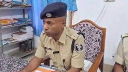 चेनारी: रोहतास जिले के सासाराम के सागर के पास हुए मर्डर मामले में 4 लोगों की गिरफ्तारी, जानकारी दे रहे हैं रोहतास SP रौशन कुमार