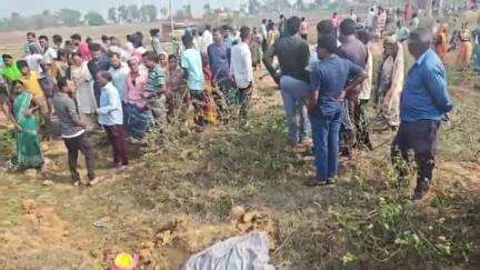 दारू: दारू के हरली में बारात से लौटते समय हाथी ने व्यक्ति को कुचलकर मार डाला