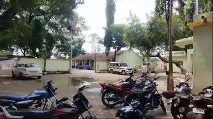 रावेर: रावेर तालुक्यातील खिरोदा येथून २३ वर्षीय तरुणी झाली बेपत्ता, सावदा पोलीस ठाण्यात नोंदवली हरवल्याची तक्रार.