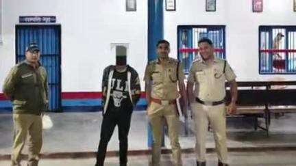 पिथौरागढ़: पुलिस ने ऐंचोली में ढाबे की आड़ में शराब बिक्री करने वाले अभियुक्त को किया गिरफ्तार