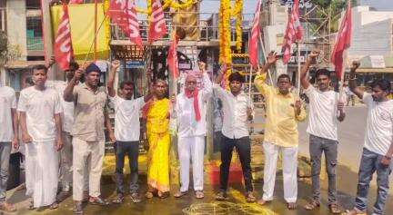 పుంగనూరు: ఆర్టీసీ కార్మికులకు పని భారం తగ్గించాలి. 
  ఏపీఎస్ఆర్టీసీ ఎంప్లాయ్ యూనియన్ గౌర అధ్యక్షులు వెంకటరమణారెడ్డి డిమాండ్