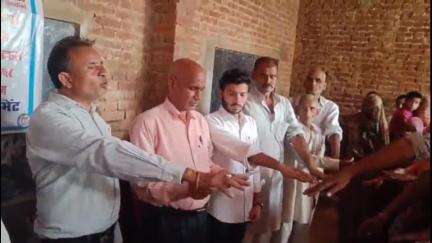 बिलारी: फतेहपुर नत्था गांव में महात्मा गांधी जूनियर हाई स्कूल में नागरिक एकता परिषद ने मनाया अंतर्राष्ट्रीय मजदूर दिवस