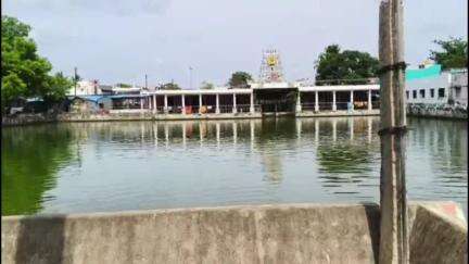 திருவாடனை: திருவெற்றியூர் பாகம்பிரியாள் கோவில் சித்திரை திருவிழா கொடியேற்றம்