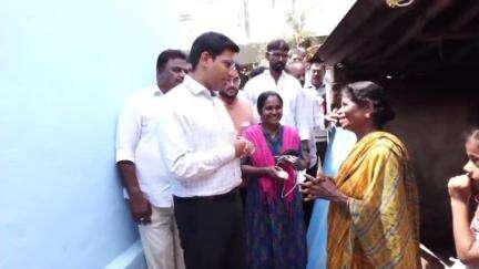 తిరుపతి జిల్లా తూకవాకం పంచాయతీలో ఎన్టీఆర్ భరోసా పెన్షన్ల పంపిణీలో పాల్గొన్న తిరుపతి జిల్లా కలెక్టర్