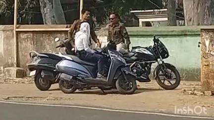 खैरलांजी: ग्राम मुरुम टेकरा में नाचते समय धक्का लगने पर युवक के साथ मारपीट, जान से मारने की धमकी दी गई, पुलिस में मामला दर्ज