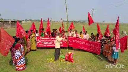 कुंडहित: कुंडहित में मजदूर दिवस पर सीपीआई एवं माले पार्टी ने किया कार्यक्रम का आयोजन