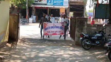 नैनवां: सकल सेन समाज ने उपखंड अधिकारी को नाबालिग को दस्तयाब करने का ज्ञापन सौंपा
