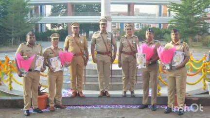 पालघर: पोलीस पहा संचालक जाहीर झालेल्या चार पोलीस अधिकारी अमलदारांचा पालकमंत्र्यांच्या हस्ते पोलीस परेड मैदान येथे सन्मान