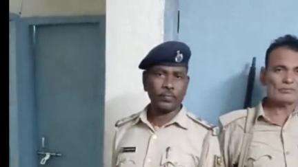 घाट कुसुंभा: बाउधाट थाना क्षेत्र से शराब के नशे में युवक गिरफ्तार, न्यायालय भेजा गया