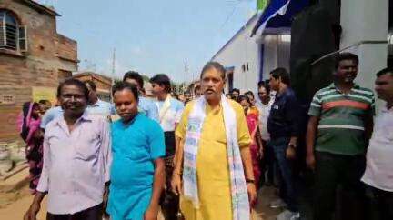 পাণ্ডবেশ্বর: দীঘায় জগন্নাথ মন্দির উদ্বোধনের পরের দিনই পাণ্ডবেশ্বর বিধানসভায় বিধায়কের উদ্যোগে প্রসাদ বিতরণ