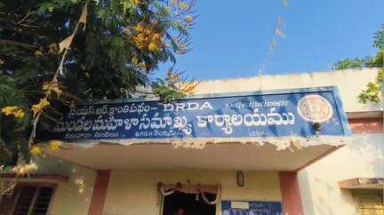 కలువాయిలో కిశోరి వికాసంపై అవగాహన... పలు అంశాలపై అవగాహన కల్పించిన CDPO సునంద