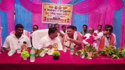 ଧର୍ମଗଡ: ବାଣ୍ଡି ଗାଁ ରେ ମା ଲଙ୍କେଶ୍ବରୀ ଓ ଖମ୍ବେଶ୍ବରୀ ଙ୍କ ପ୍ରାଣ ପ୍ରତିଷ୍ଠା ଉତ୍ସବ  ଅନୁଷ୍ଠିତ