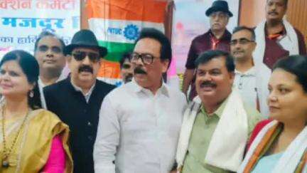 आदित्यपुर गम्हरिया: इंटक ने ऑटो क्लस्टर भवन में मजदूरों के लिए आयोजित की कार्यशाला व सम्मान समारोह, लोहरदगा सांसद और पूर्व मंत्री रहे मौजूद