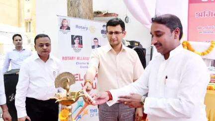 प्रयागराज: उपश्रमायुक्त कैंपस में आयोजित किया गया अंतर्राष्ट्रीय श्रमिक दिवस