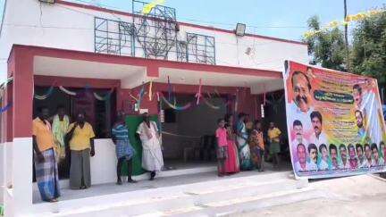 கயத்தாறு: வடக்கு இலந்தைகுளம் கிராமத்தில் அதிமுக மாநிலங்களவை உறுப்பினர் நிதியில் இருந்து புதிய நியாய விலை கடை திறப்பு விழா