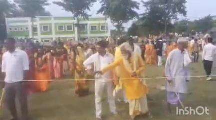 पटोरी: नंदिनी लगूनिया गांव में श्री श्री 108 श्री महा विष्णु महायज्ञ के लिए भव्य कलश यात्रा निकली