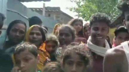 औराई: आंनदपुर गांव में शादी समारोह में गए बालक का अपहरण करने का प्रयास, ग्रामीणों ने पुलिस को दी शिकायत