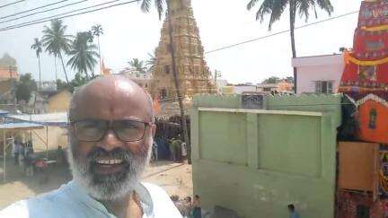 ಅರಕಲಗೂಡು ತಾಲ್ಲೂಕಿನ ರಾಮನಾಥಪುರ ಮನೆಯಲ್ಲೇ ಲೈಬ್ರರಿ ಮಾಡಿರುವ ರಾಮನಾಥಪುರ ಶ್ರೀನಿವಾಸ
