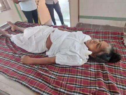 ఆర్మూర్: చేపూర్ గ్రామానికి చెందిన ముత్యాల సుష్మ పురుగుల మందు తాగి చికిత్స పొందుతూ మృతి