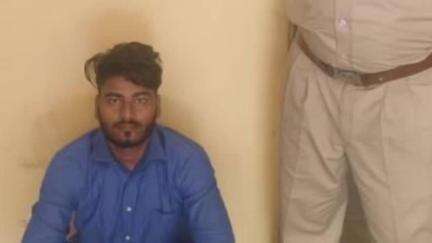सीकरी: सीकरी पुलिस ने छेड़छाड़ व मारपीट के मामले में फरार आरोपी को किया गिरफ्तार