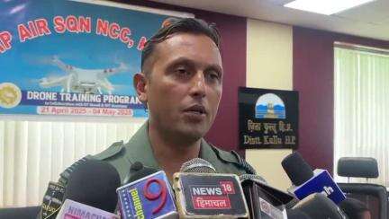 कुल्लू: पंजाब, हरियाणा, चंडीगढ़ और प्रदेश के इंस्ट्रक्टर्स को एनसीसी इयररिंग द्वारा सिखाए जा रहे हैं ड्रोन उड़ाने के गुर