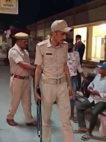 अनूपगढ़: पहलगाम में आतंकी हमले के बाद अनूपगढ़ पुलिस ने रेलवे स्टेशन और होटलों पर चलाए सर्च अभियान