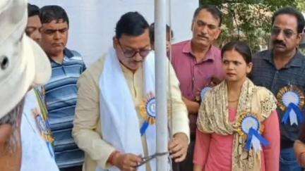 সালানপুর: বার্নপুরে স্বেচ্ছায় রক্তদান শিবিরের আয়োজন উপস্থিত মেয়র পারিষদের সদস্য