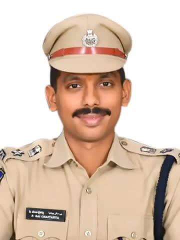 నిజామాబాద్ సౌత్: అవినీతి ఆరోపణలు ఎదుర్కొంటున్న కోర్టు కానిస్టేబుల్‌పై సిపి సాయి చైతన్య సస్పెండ్ వేటు