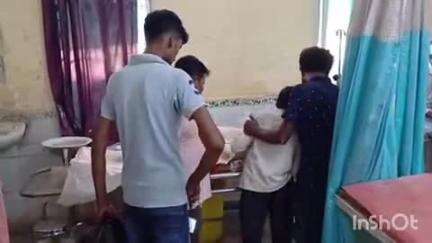 बरौली: बनकट गांव के पास ट्रक और पिकअप की टक्कर में पिकअप चालक की मौत, पुलिस जांच कर रही है
