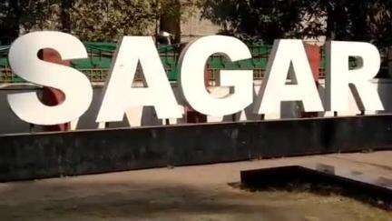 सागर नगर: मकरोनिया में उधार के पैसे 6 गुना मांगने और मारने की धमकी से परेशान होकर युवक ने लगाई फांसी, मामला दर्ज