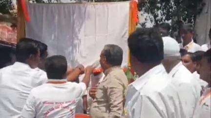 ಗಂಗಾವತಿ: ಬಸಾಪಟ್ಟಣ ಗ್ರಾಮದಲ್ಲಿ ಕಾರ್ಮಿಕರ ದಿನಾಚರಣೆ ನಿಮಿತ್ತ ಕಲ್ಯಾಣ ಕರ್ನಾಟಕ ಕಾರ್ಮಿಕರ ನಿರ್ಮಾಣ ಕಾರ್ಮಿಕರ ಸಂಘ ಉದ್ಘಾಟನೆ