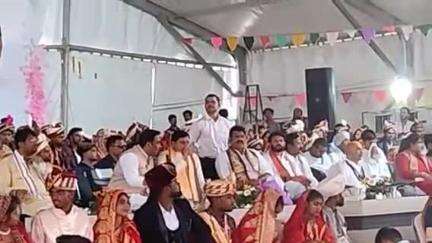 गढ़ाकोटा: सरदार वल्लभभाई पटेल स्टेडियम में बुंदेलखंड स्तरीय पुण्य विवाह समारोह का आयोजन, मुख्यमंत्री डॉ. मोहन यादव हुए शामिल