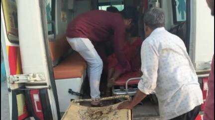 मनासा: हांसपुर फंटे पर अज्ञात वाहन की टक्कर से बाइक सवार पति-पत्नी गंभीर रूप से घायल, जिला अस्पताल रेफर