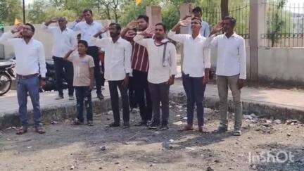कळमेश्वर: वार्ड नंबर १२ मध्ये महाराष्ट्र दिनानिमित्त झेंडावंदन
