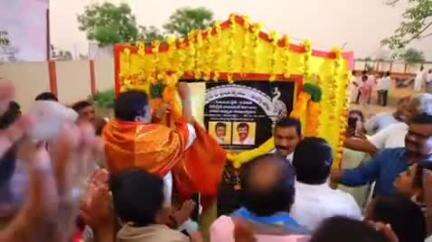 మార్కాపురం: పొదిలిలో కొత్తగా మంజూరైన కస్తూరిబా బాలికల వసతి గృహానికి శంకుస్థాపన చేసిన ఎమ్మెల్యే కందుల నారాయణరెడ్డి